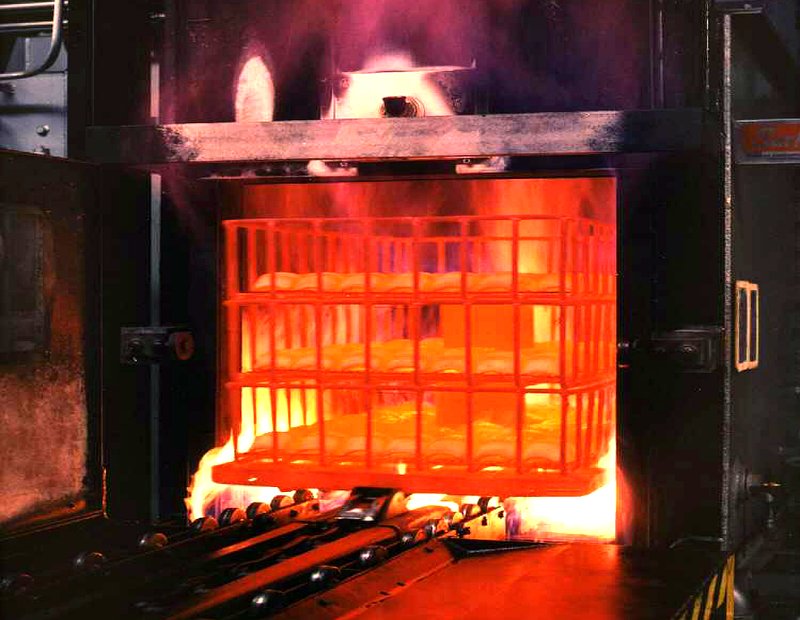 Gas carburizing heat treatment process
